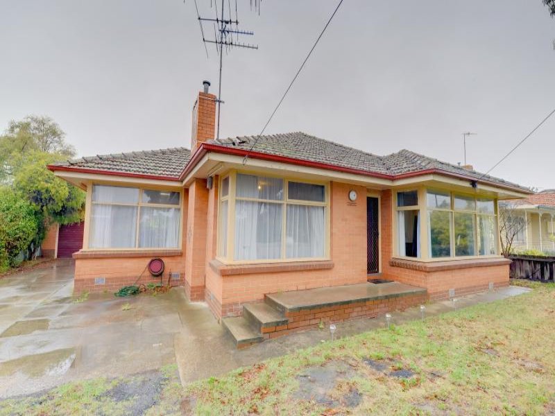 1025 Norman Street, Wendouree, Vic 3355 Property Details