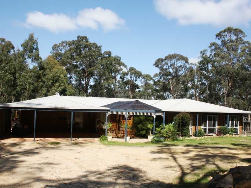 122 Cowans Drive, Dales Creek, VIC 3341