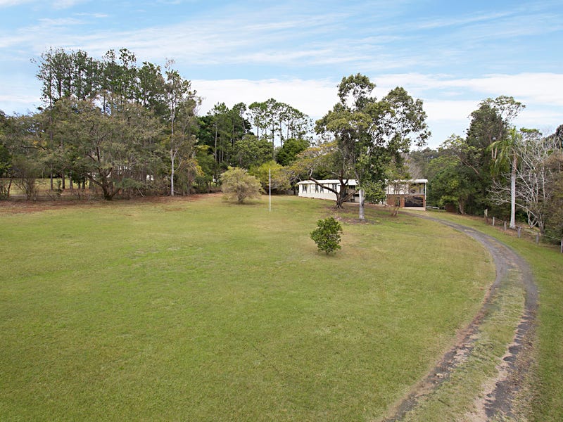 400 Gold Creek Road, Brookfield, QLD 4069