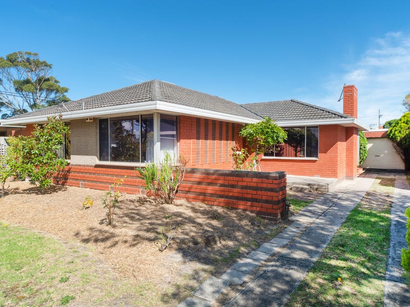 9 Torquay Avenue, Seaford, Vic 3198 Property Details