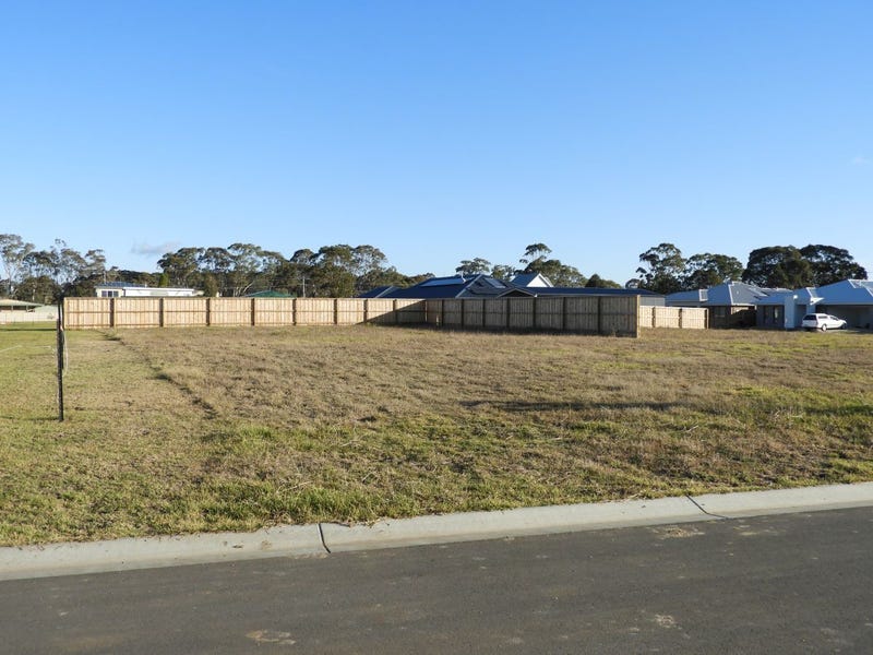 12 Yalca Mews, Eagle Point, VIC 3878