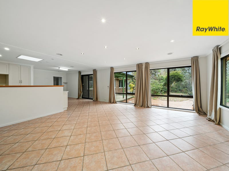 5 Inlander Cres, Flynn, ACT 2615 - realestate.com.au