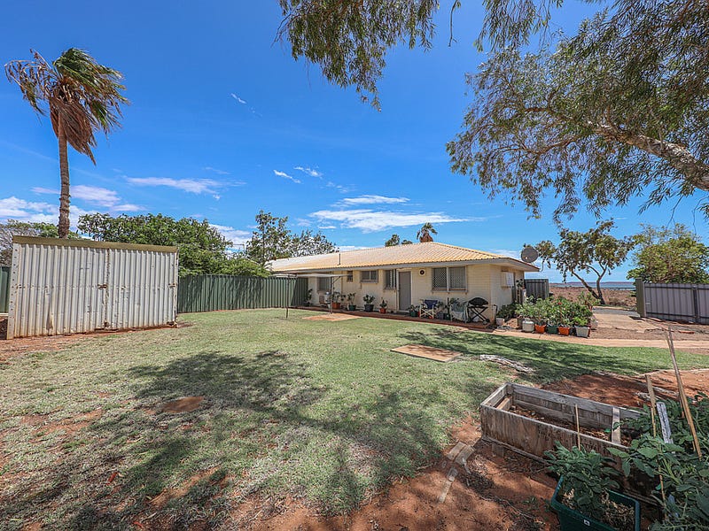 1/32 Hampton Drive, Dampier, WA 6713