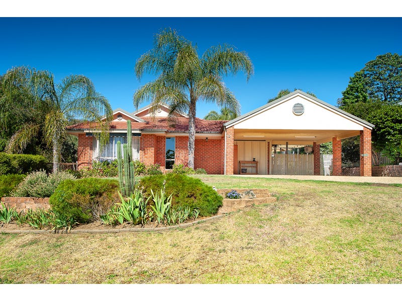 12 Corby Close, Thurgoona, NSW 2640
