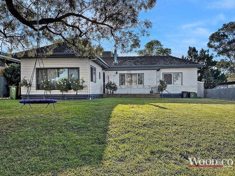 8 Tyrrell Street, Lake Boga, VIC 3584