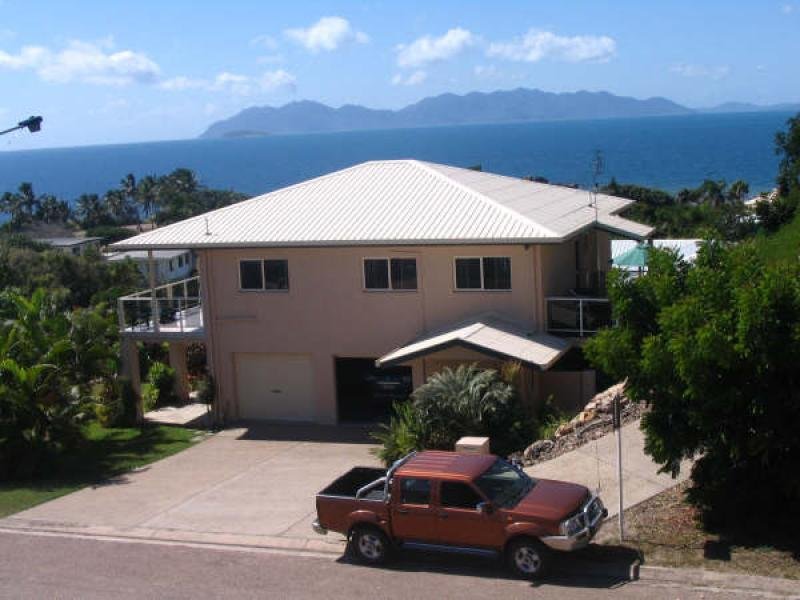 27 Rose Bay ROAD, Bowen, Qld 4805 Property Details