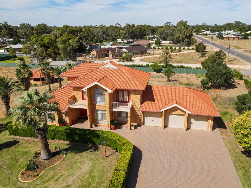 30 Flora Avenue, Mildura, Vic 3500 Property Details