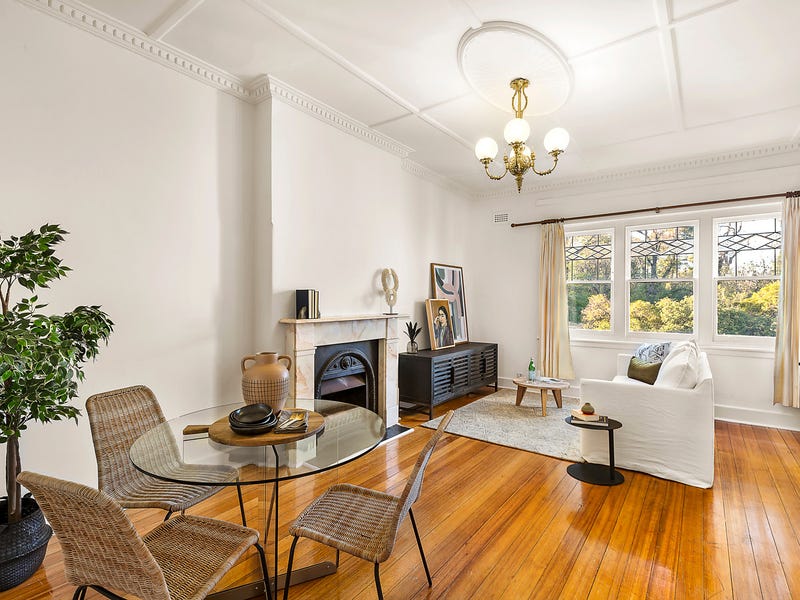 2/22 Burwood Road, Hawthorn, Vic 3122 Property Details