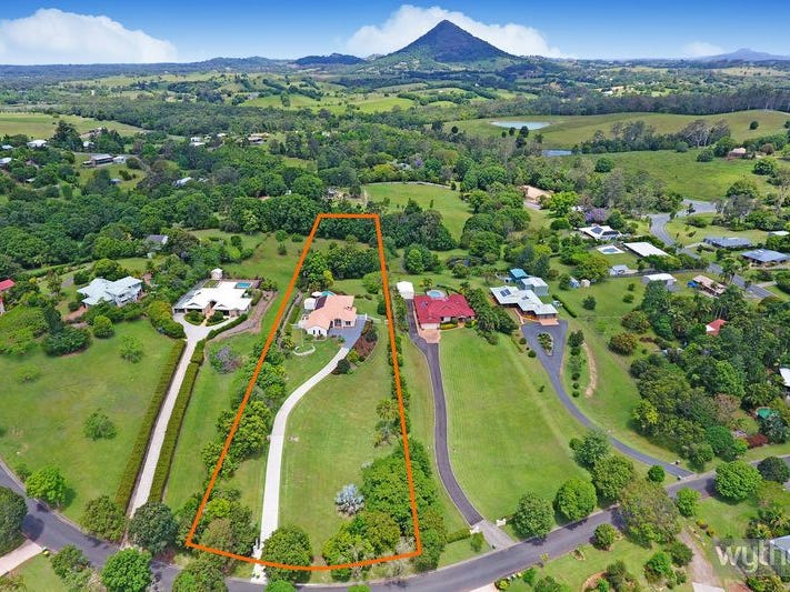 8 Fantail Cres, Cooroy, QLD 4563