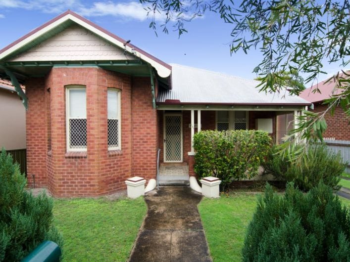 187 Kemp Street, Hamilton South, NSW 2303