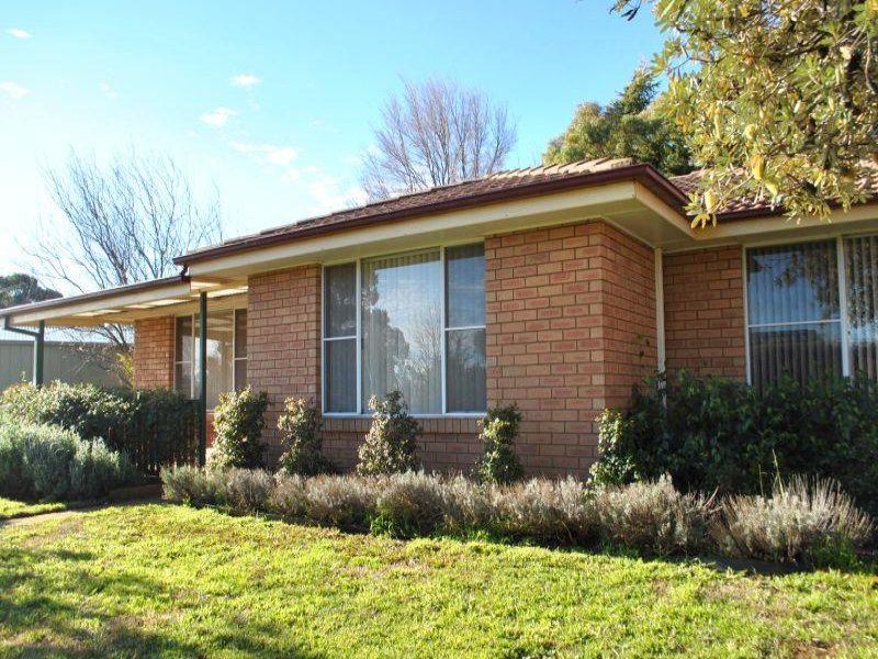 110 Molong Road, Orange, NSW 2800