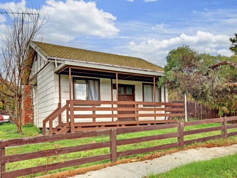 52A PINNIGER STREET, Broadford, Vic 3658 - Property Details