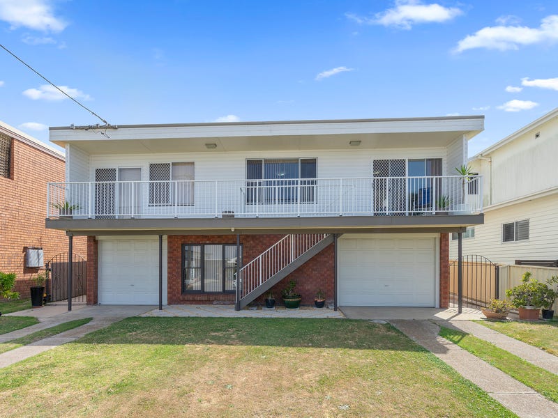 13 Pacific Street, Caves Beach, NSW 2281