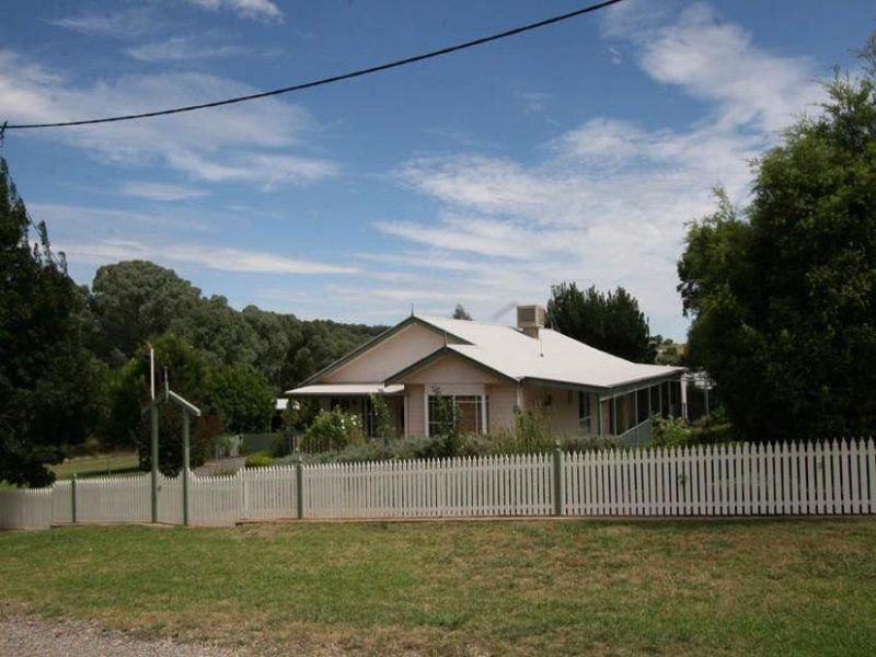4 Hutton Street, Cargo, NSW 2800