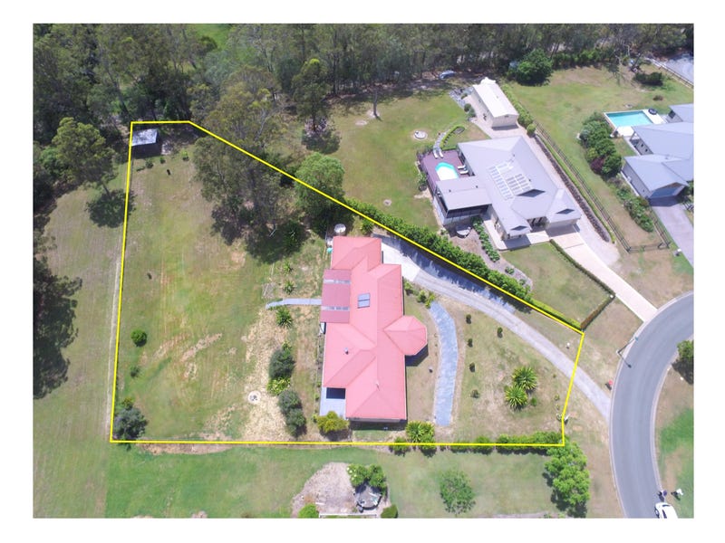 26 Mountain View Crest, Mount Nathan, QLD 4211