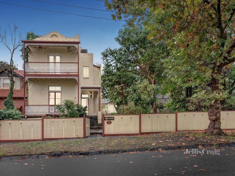 18 Erica Street, Canterbury, VIC 3126