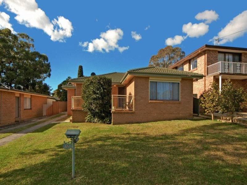 12 Gordon Avenue, Oak Flats, NSW 2529