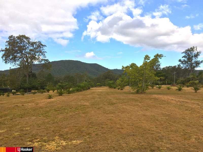 34 Richards Road, Samford Valley, QLD 4520