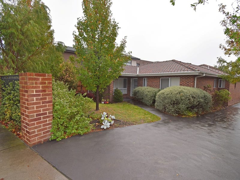 1/5 Latham Street, Bentleigh East, VIC 3165