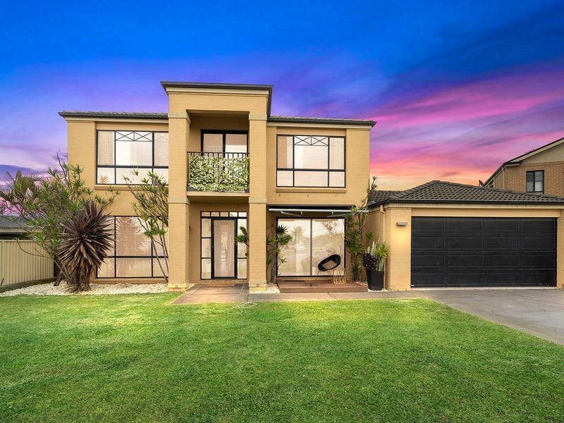 16 Drayton Cres, Thornton, NSW 2322