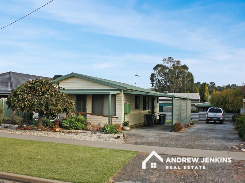 27 Hughes St, Barooga, NSW 3644 House for Sale