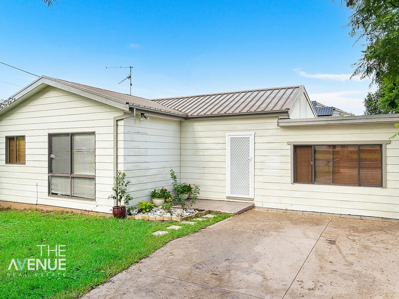 96 Piccadilly Street, Riverstone, NSW 2765 Property Details