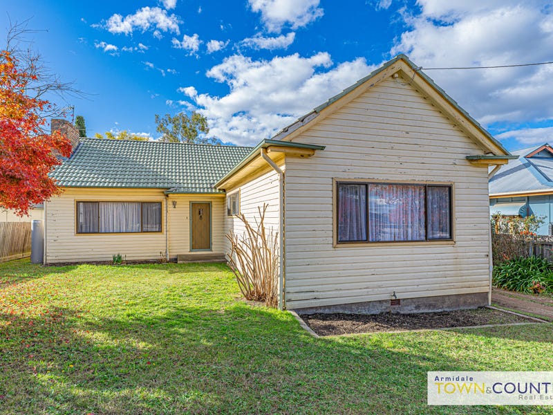 73 Mann Street, Armidale, NSW 2350 Property Details