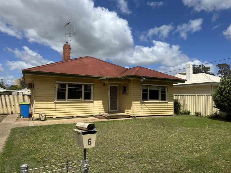 6 Lisfarron Avenue, Cobram, Vic 3644 House for Rent