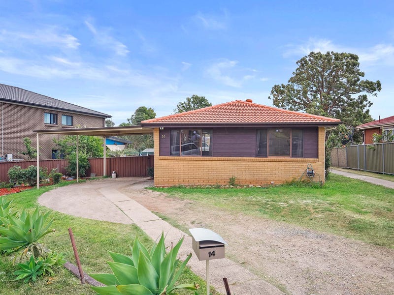 14 Boyer Pl, Minto, NSW 2566 House for Sale