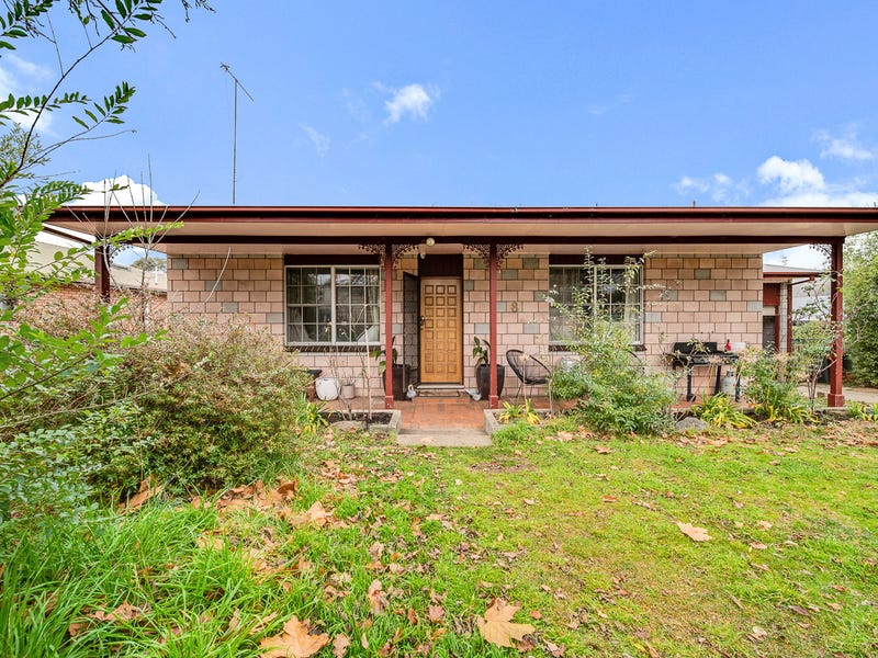 8 Lambie Street, Cooma, NSW 2630