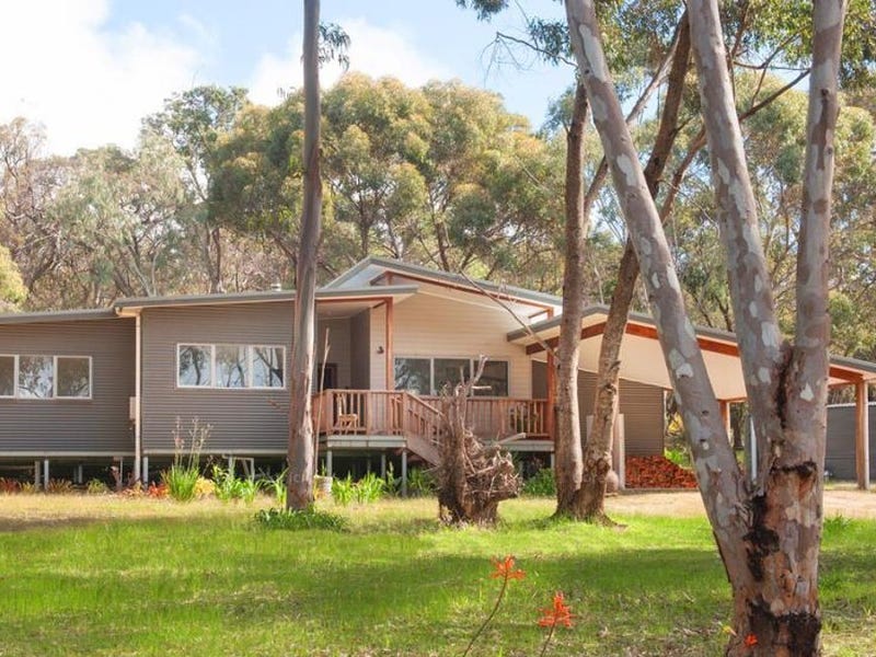 35 Cornerstone Way, Quedjinup, WA 6281 Property Details