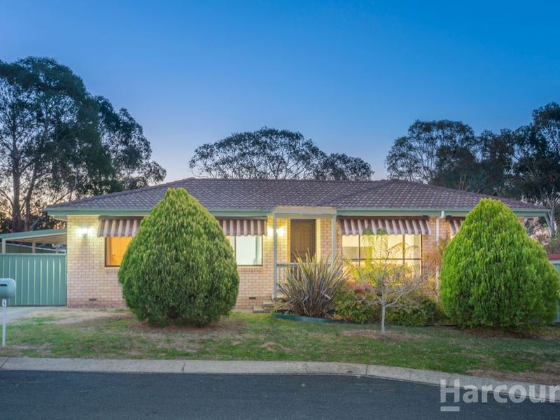 4 Mudie Pl, Charnwood, ACT 2615 Property Details
