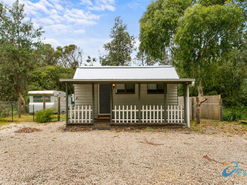 17 Robin Street, Loch Sport, VIC 3851