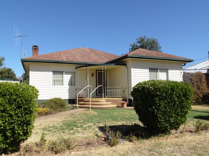 32 Coleman Road, Parkes, NSW 2870 Property Details