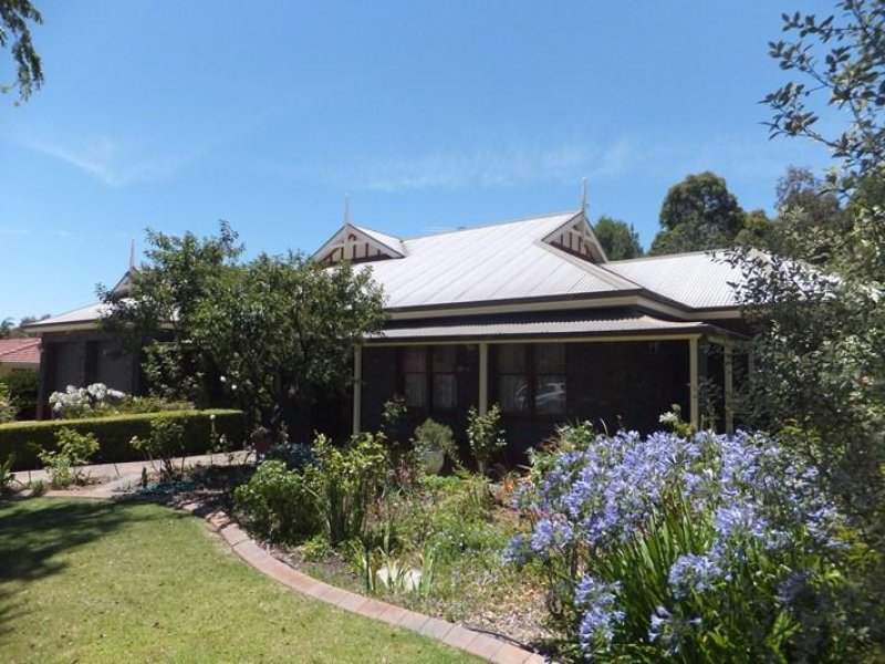 13 Waverley Drive, Willunga, SA 5172