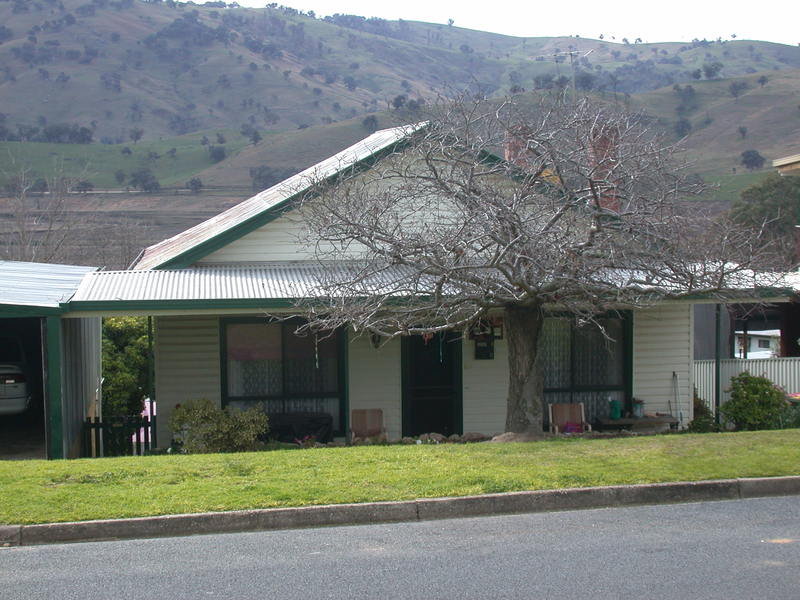 Property 105146444, Tallangatta, Vic 3700 Property Details