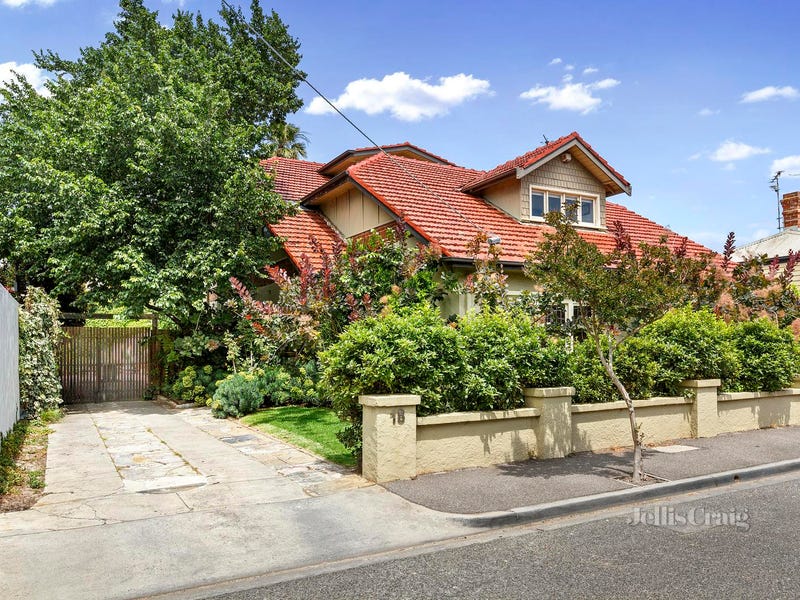 18 Ashworth Street, Albert Park, VIC 3206