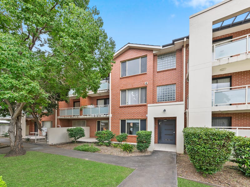 2/711 Paton Street, Merrylands, NSW 2160 Property Details