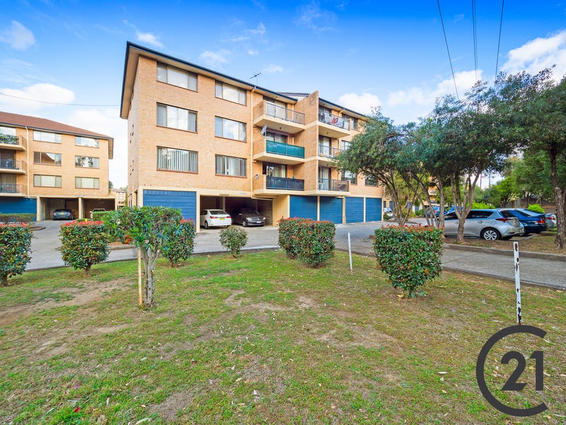 2/7 Griffiths Street, Blacktown, NSW 2148 Property Details