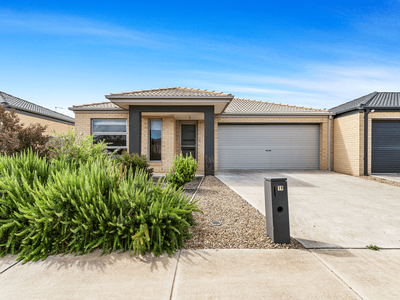 19 Shearwater Drive, Armstrong Creek, VIC 3217