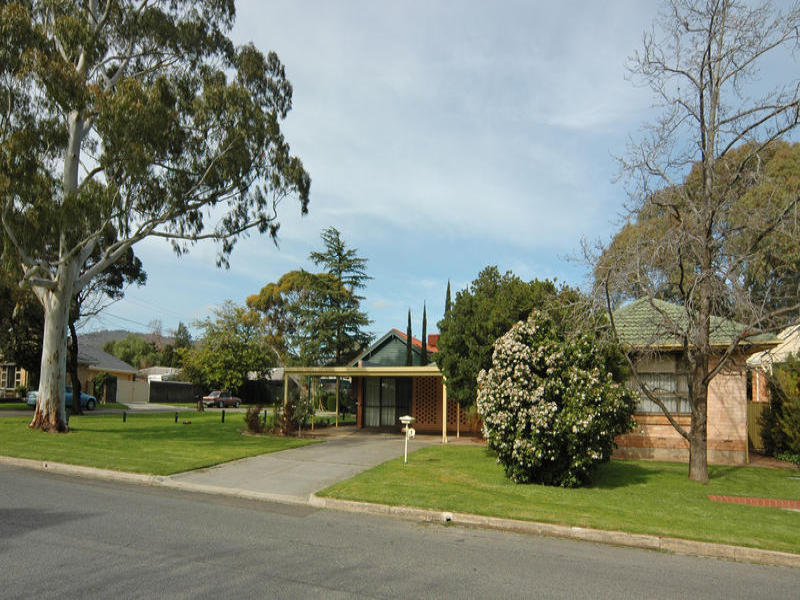 6 Horwood Avenue, Rostrevor, SA 5073 Property Details