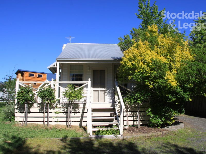 84 West Street,, Daylesford, Vic 3460 Property Details