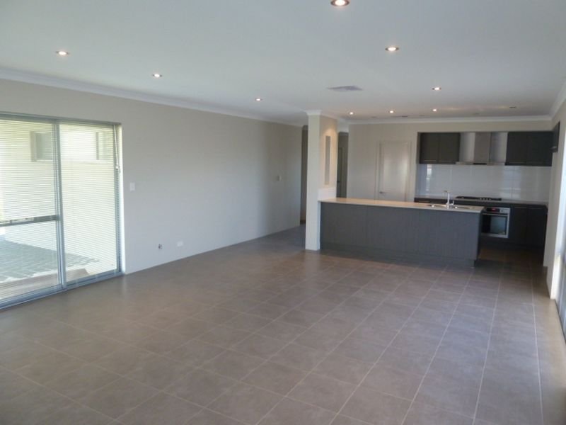 19 Highbury Boulevard, Baldivis, WA 6171 Property Details