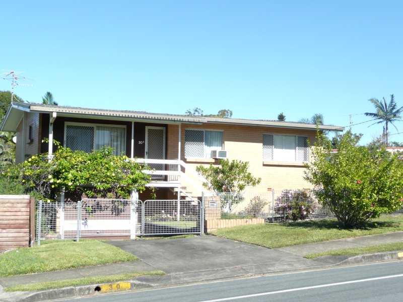 30 Shirley Street, Southport, QLD 4215