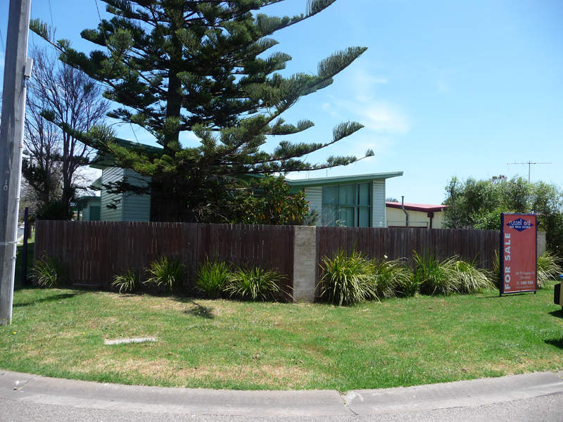 42 Street, Dromana, Vic 3936 Property Details