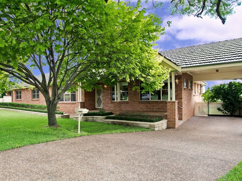 24 Robert Street, Tenambit, NSW 2323 Property Details