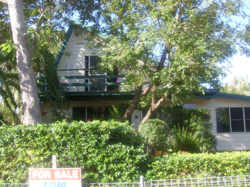 12 Whiteapple Street, Forrest Beach, QLD 4850