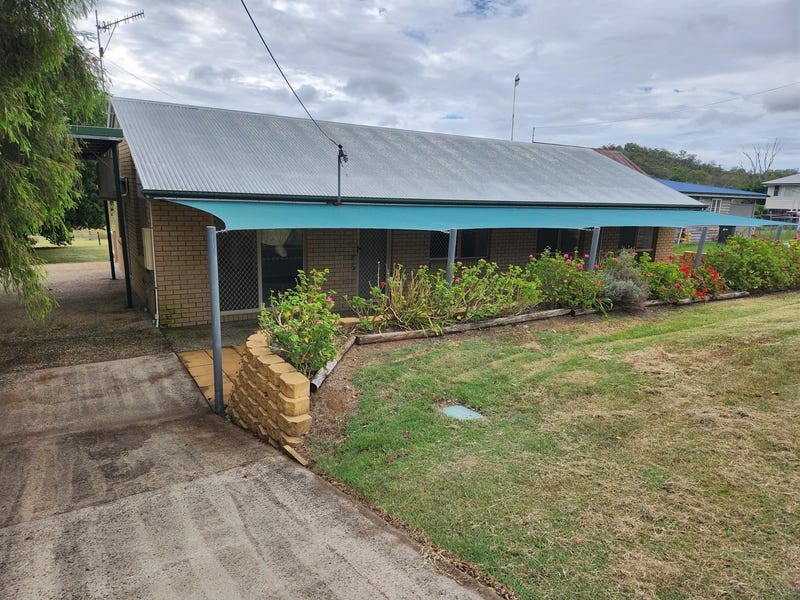 42 Barnes Street, Goomeri, QLD 4601