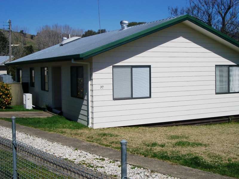37 Morris Street, Talbingo, NSW 2720 Property Details