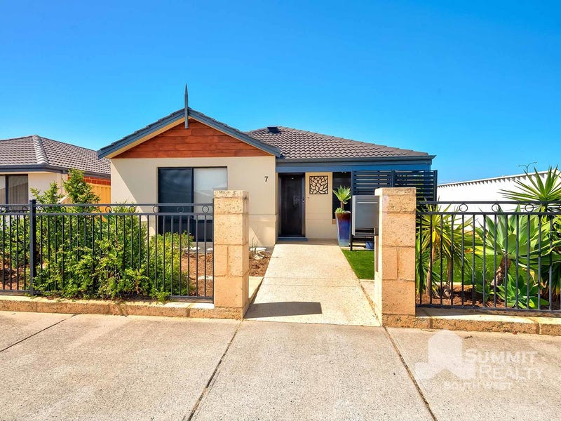 7 Pyrite Way, Dalyellup, WA 6230 - Property Details